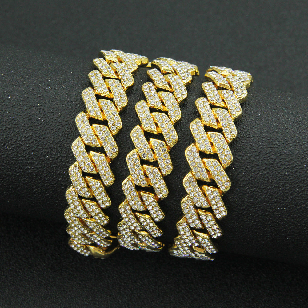 Men's Hip-Hop Diamond Cuban Link Necklace (Bold Style)