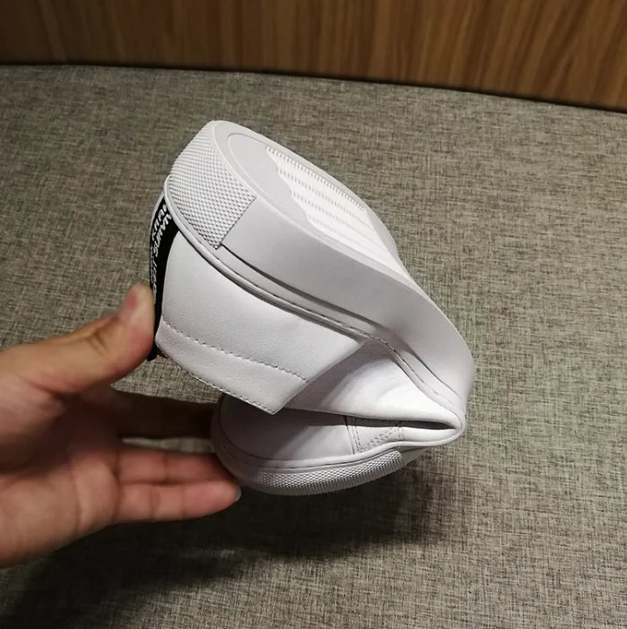 Bee Embroidery Casual Sneakers for Men